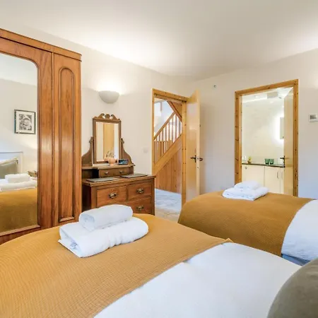 2 Bed In Oc-b42733 펜션 레이븐스톤데일